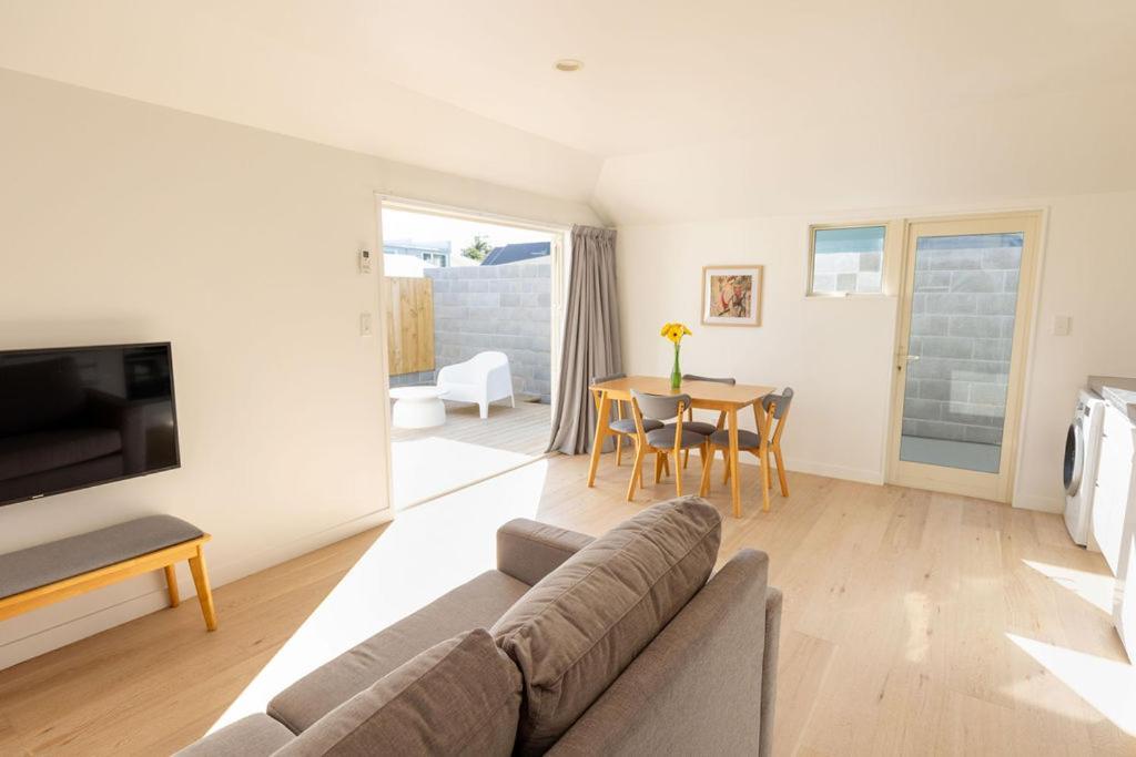 Mount Maunganui Self Contained Flat By The Beach Екстер'єр фото