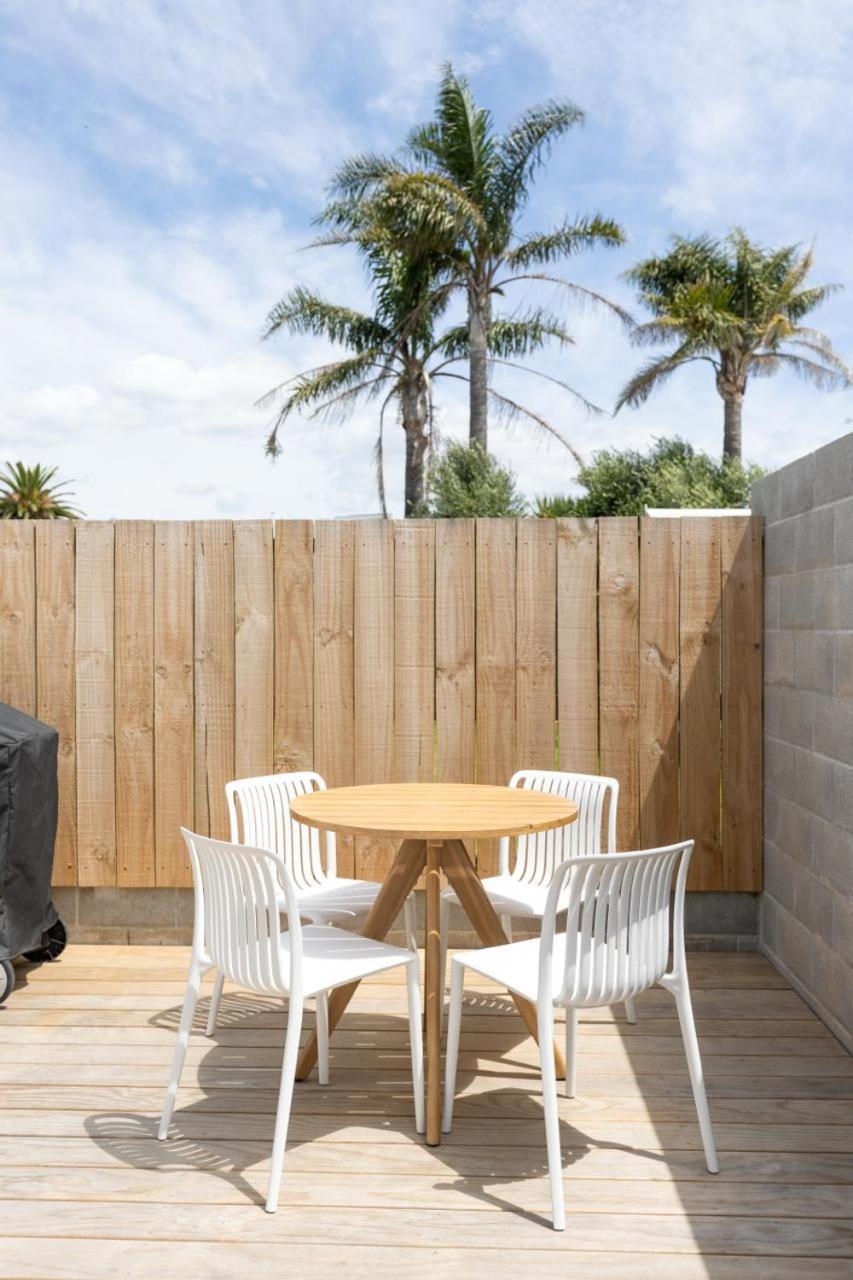 Mount Maunganui Self Contained Flat By The Beach Номер фото